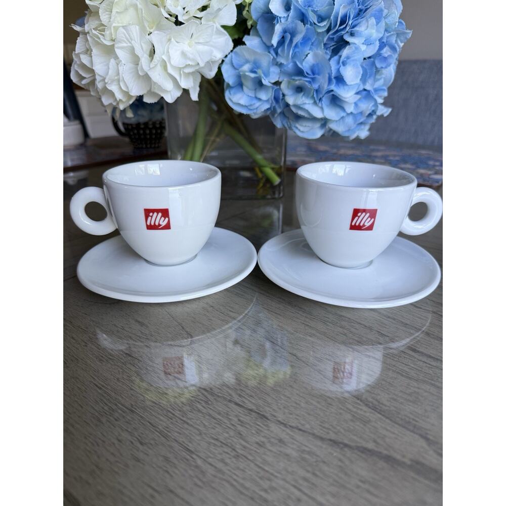 2 Illy Logo Cappuccino Cups With Saucers White With Red Logo Made In Italy
